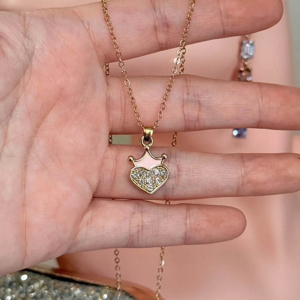 ⚜️ Gold Heart Pendant Necklace
